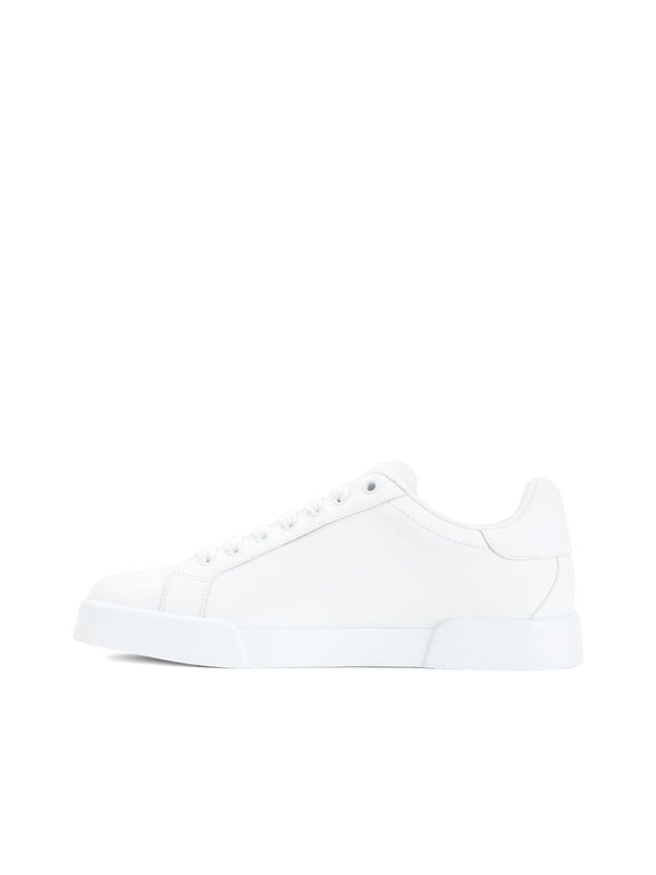 Sneakers mit Schnürung aus Leder