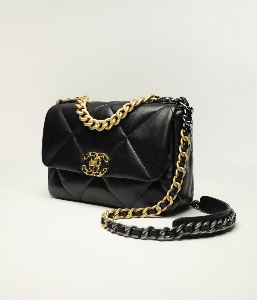 SAC CHAN 19